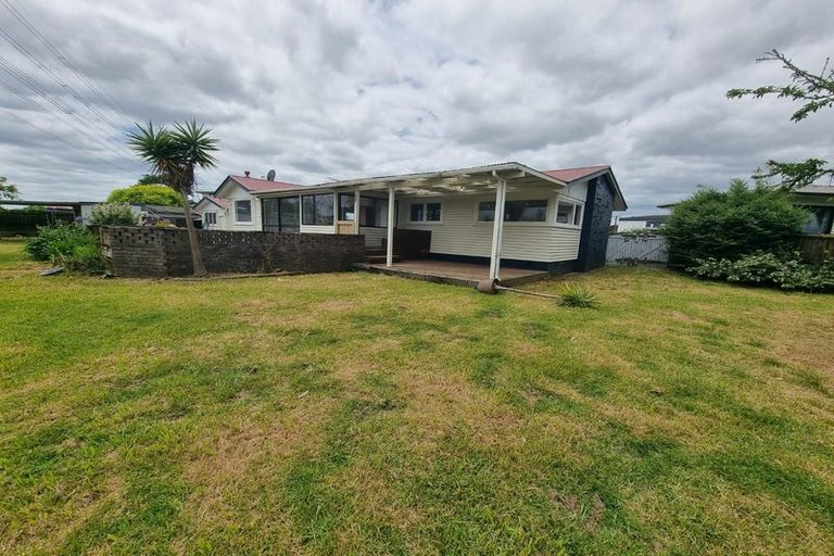 Photo of property in 30 Laureston Avenue, Papatoetoe, Auckland, 2025