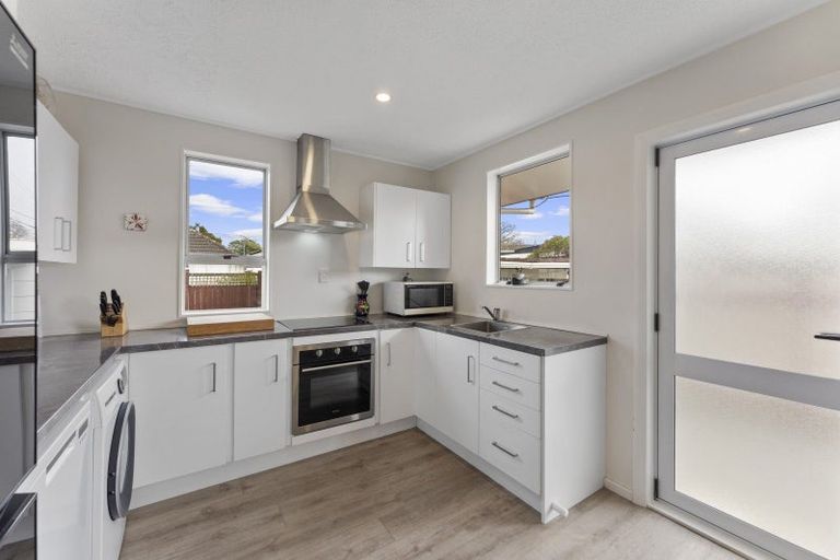 Photo of property in 56f2- Ward Street, Trentham, Upper Hutt, 5018