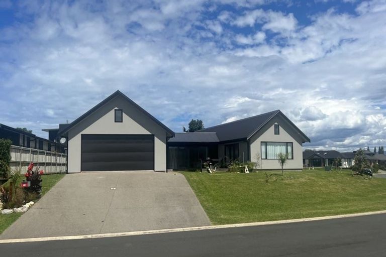 Photo of property in 70 Leeward Drive, Whitianga, 3510