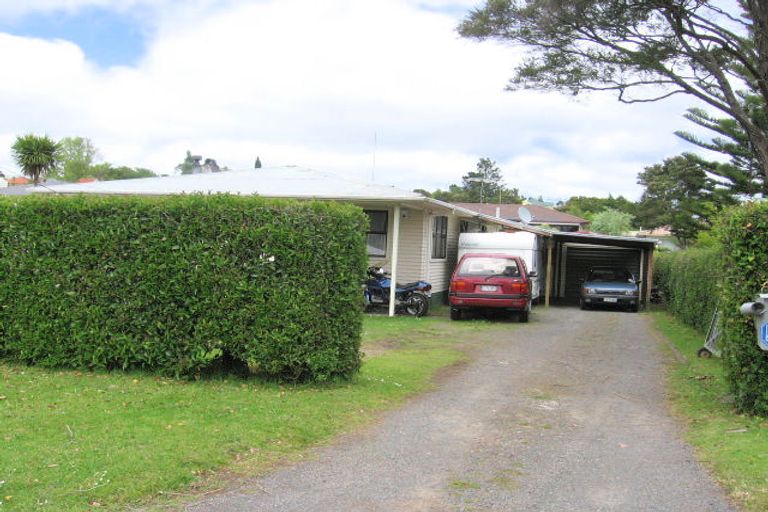 Photo of property in 10 Nicolas Avenue, Glen Eden, Auckland, 0602
