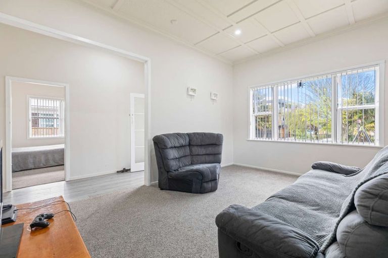 Photo of property in 15 Princes Street, Pukekohe, 2120