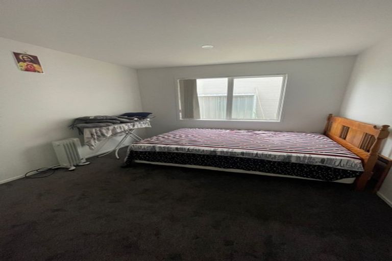 Photo of property in 11 Rere Close, Takanini, 2112