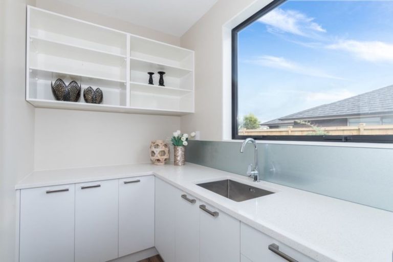 Photo of property in 59 Harvest Avenue, Orewa, 0931