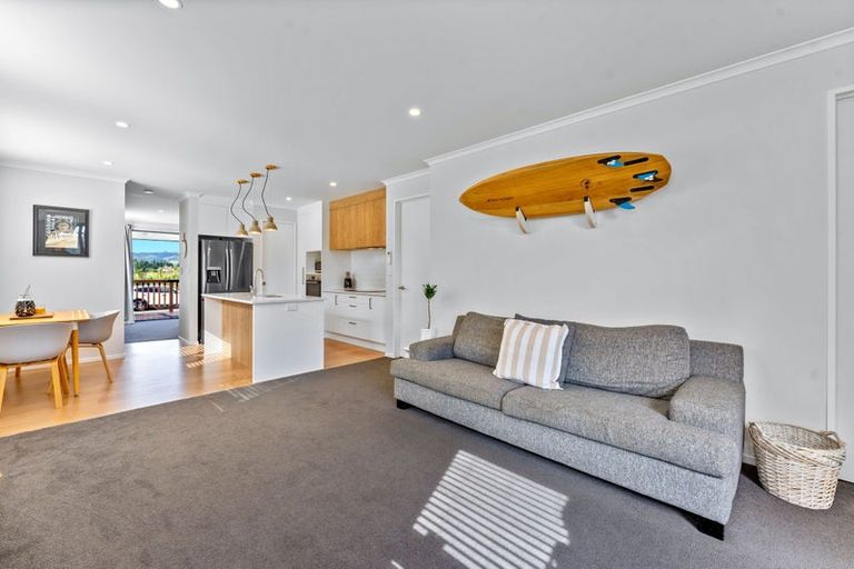 Photo of property in 24 Ahunga Road, Karaka, Papakura, 2113