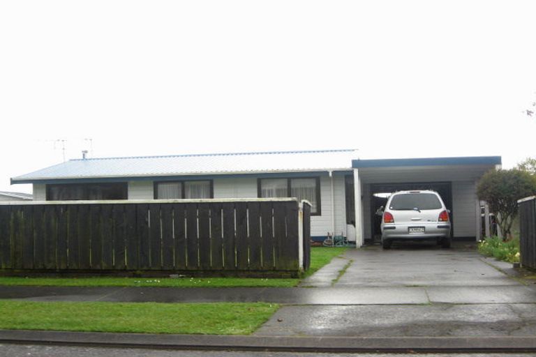 Photo of property in 8 Mace Street, Waitara, 4320