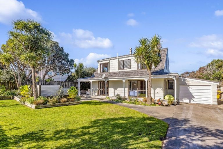 Photo of property in 90a Manly Street, Paraparaumu Beach, Paraparaumu, 5032
