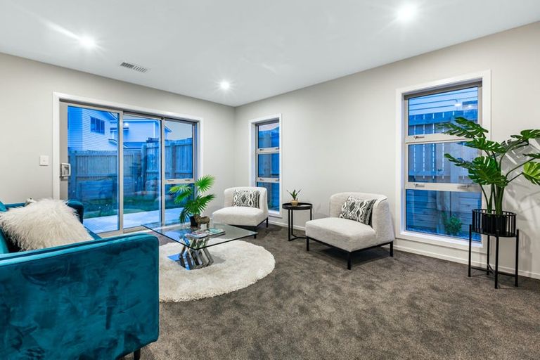 Photo of property in 60 Rochdale Drive, Churton Park, Wellington, 6037