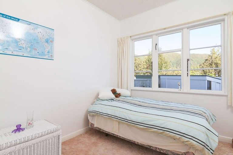 Photo of property in 86 Trafalgar Street, Waterloo, Lower Hutt, 5011