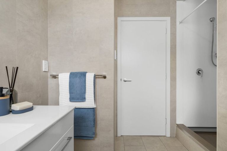 Photo of property in 51b Glenharrow Avenue, Avonhead, Christchurch, 8042