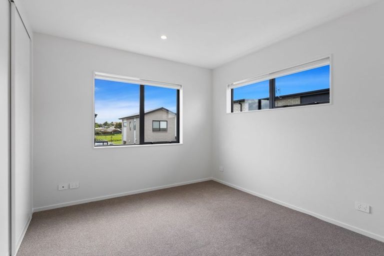 Photo of property in 18 Te Mura Crescent, Takanini, 2112
