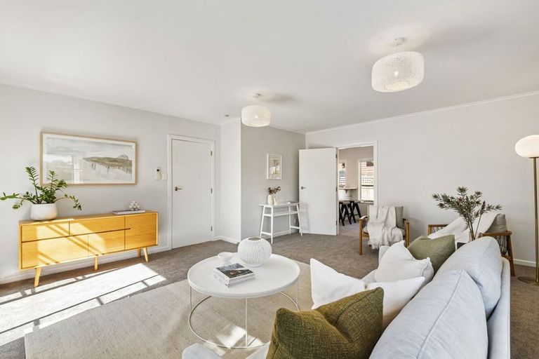 Photo of property in 6 Alma Road, Milford, Auckland, 0620