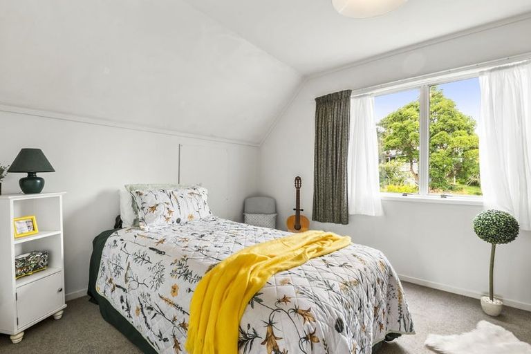 Photo of property in 25 Kitewao Street, Northcote, Auckland, 0627