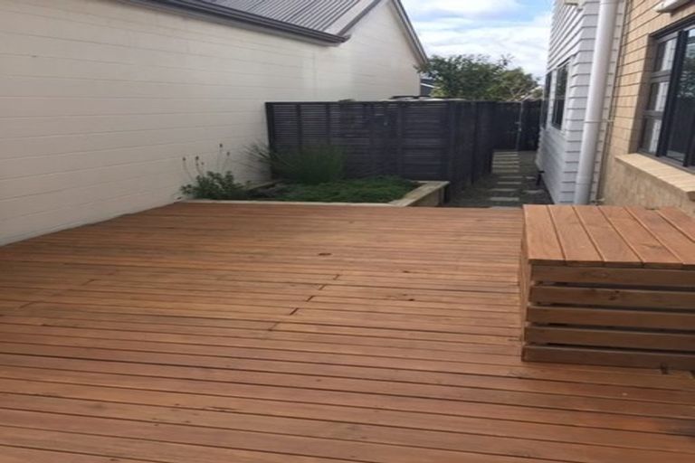 Photo of property in 4 Teal Way, Hobsonville, Auckland, 0616