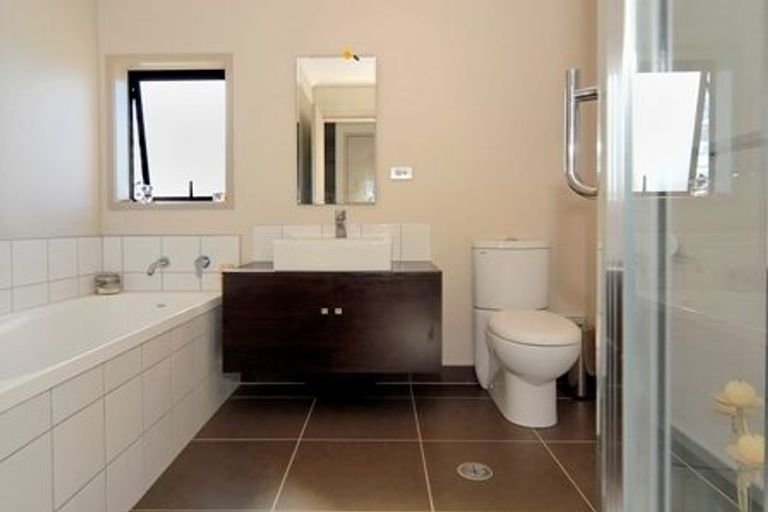 Photo of property in St Claire Village, 71/172 Mcleod Road, Te Atatu South, Auckland, 0610