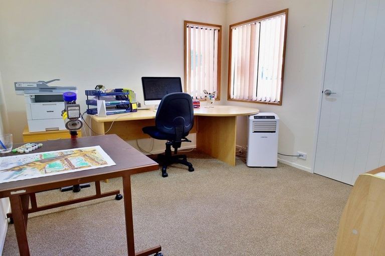 Photo of property in 436 Kanohi Road, Kaukapakapa, 0873