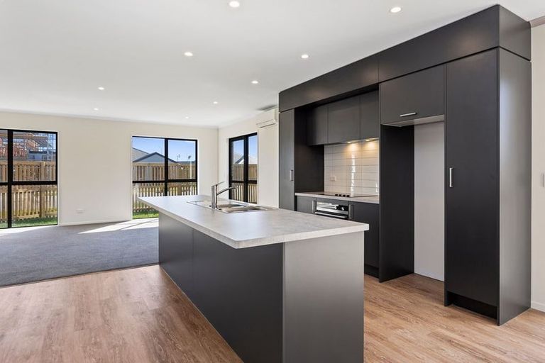 Photo of property in 1 Vildebeest Street, Halswell, Christchurch, 8025