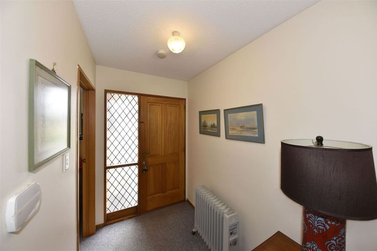 Photo of property in 21 Ben Nevis Drive, Broomfield, Christchurch, 8042