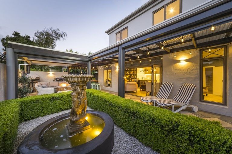 Photo of property in 28a Karina Terrace, Roslyn, Palmerston North, 4414