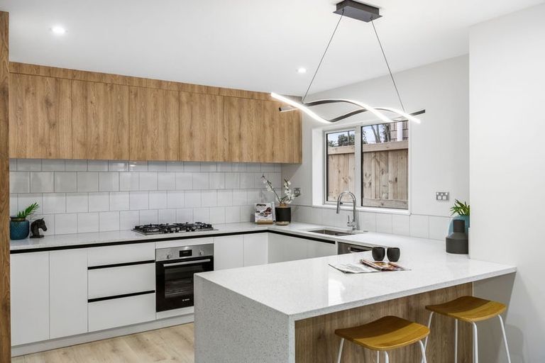 Photo of property in 37d Central Avenue, Papatoetoe, Auckland, 2025