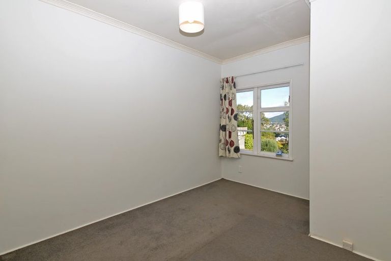 Photo of property in 113 Orangi Kaupapa Road, Northland, Wellington, 6012