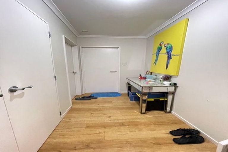 Photo of property in 43 Clover Drive, Henderson, Auckland, 0610