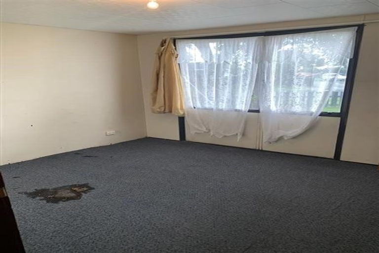 Photo of property in 3/17 Barneys Farm Road, Clendon Park, Auckland, 2103