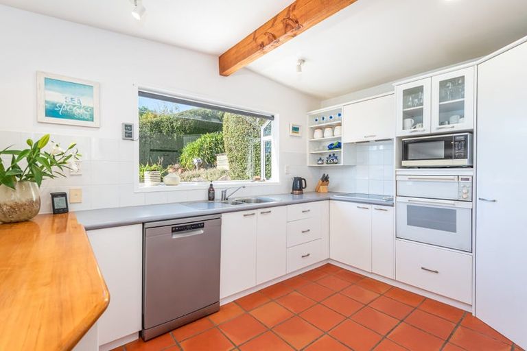 Photo of property in 2/35 Ranui Crescent, Diamond Harbour, Lyttelton, 8971
