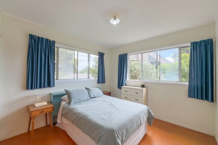 Photo of property in 106 Moore Place, Whangamata, 3620