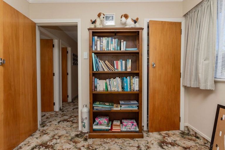 Photo of property in 16b King Street, Dannevirke, 4930