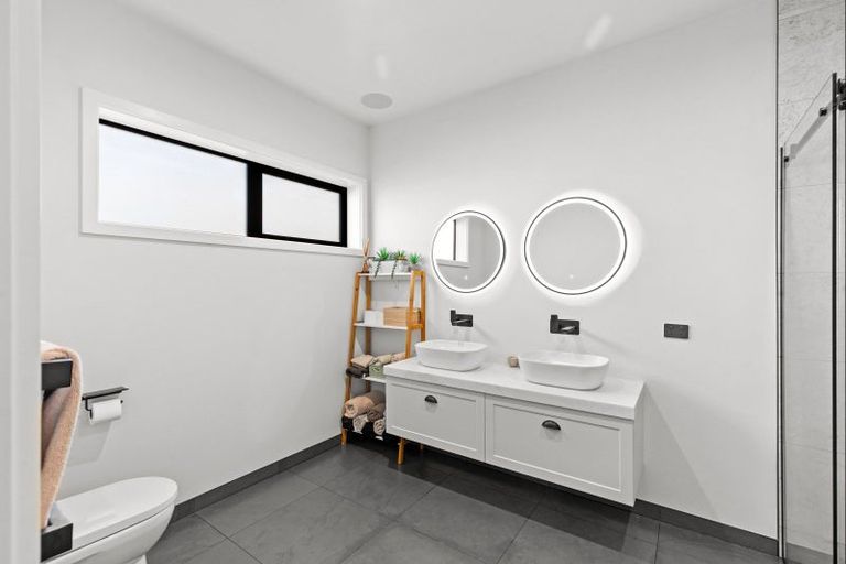 Photo of property in 7 Edenmore Terrace, Fitzherbert, Palmerston North, 4410