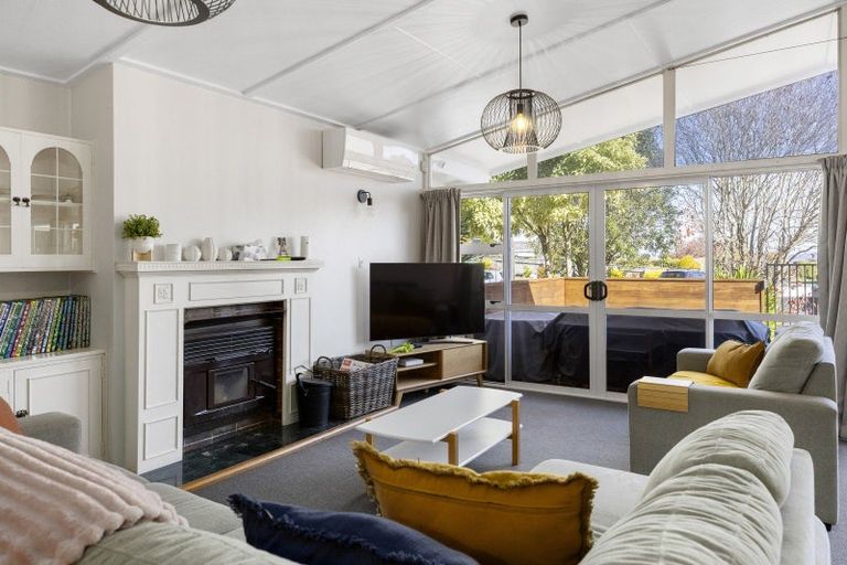 Photo of property in 12 Hilden Place, Hilltop, Taupo, 3330