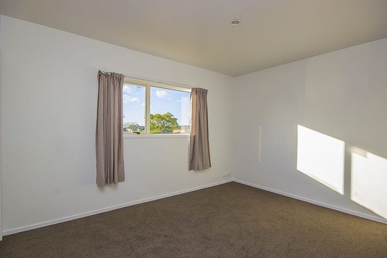 Photo of property in 15 Freda Place, Favona, Auckland, 2024