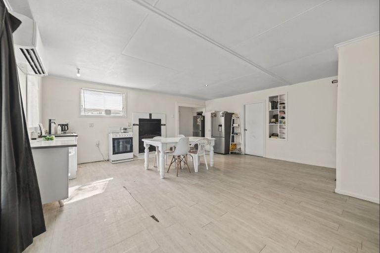 Photo of property in 2 Achilles Drive, Taihape, 4720