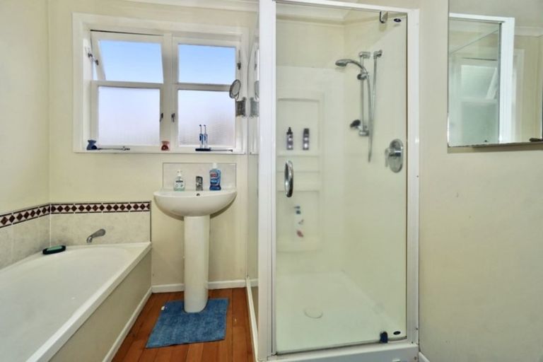 Photo of property in 42 Moehau Street, Te Puke, 3119