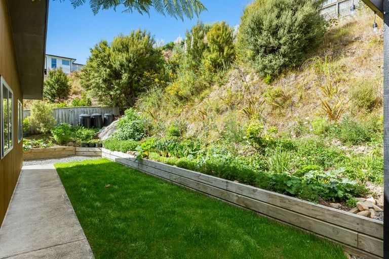 Photo of property in 22 Ships Cove, Whitby, Porirua, 5024