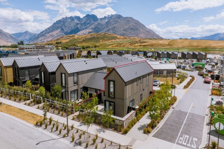 Photo of property in 1 Mulholland Drive, Jacks Point, 9371