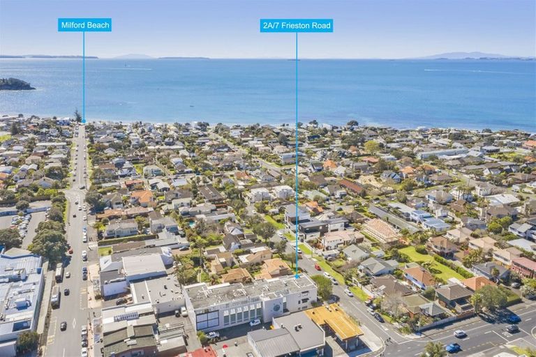 Photo of property in 2a/7 Frieston Road, Milford, Auckland, 0620