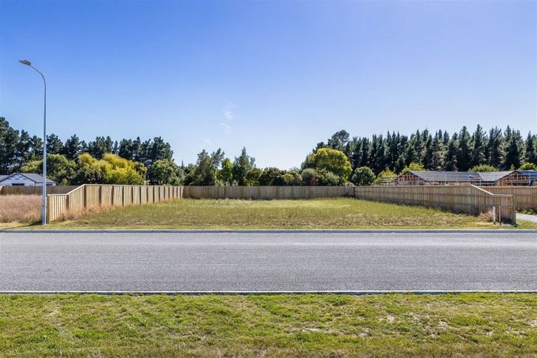 Photo of property in 33 Plover Avenue, Amberley, 7410