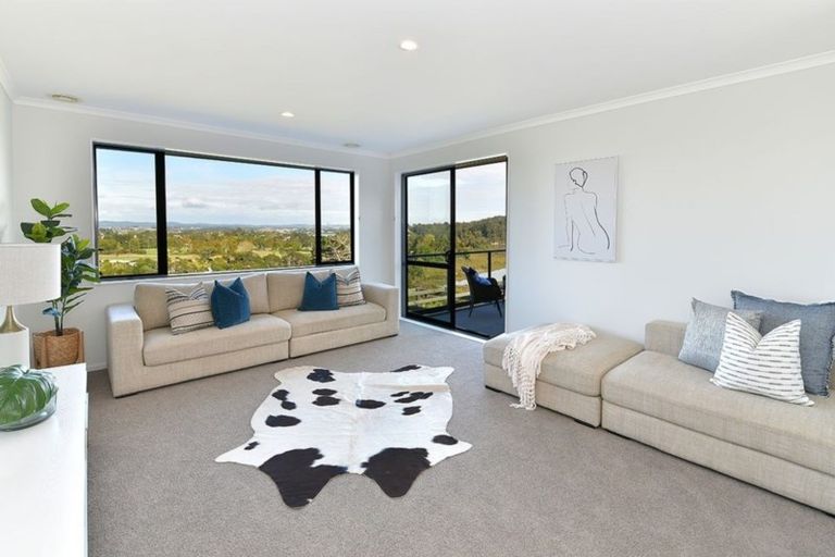 Photo of property in 80 Kittiwake Drive, Schnapper Rock, Auckland, 0632