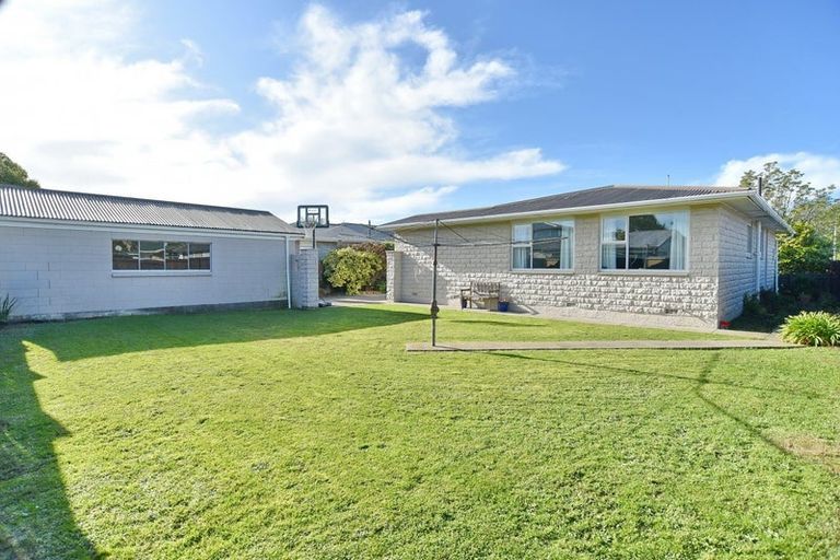 Photo of property in 9 Marlene Street, Casebrook, Christchurch, 8051