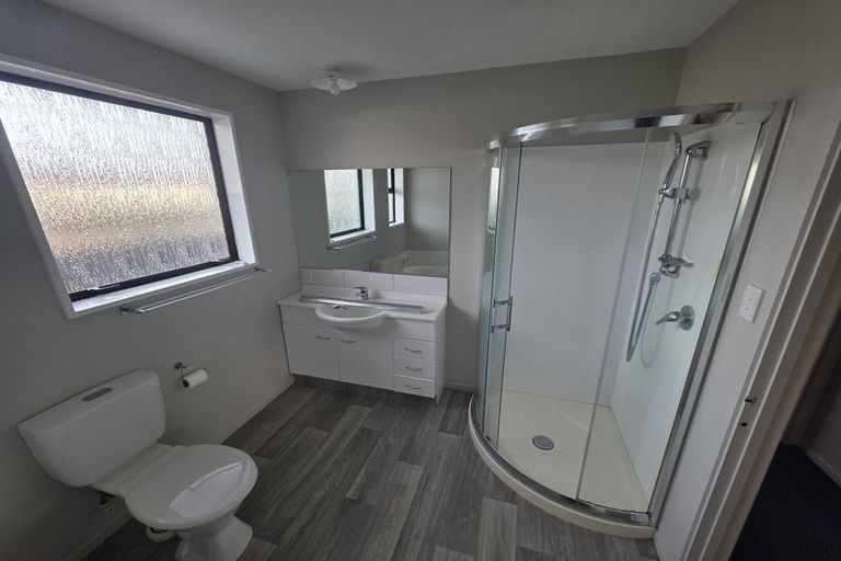 Photo of property in 128a Inwoods Close, Parklands, Christchurch, 8083