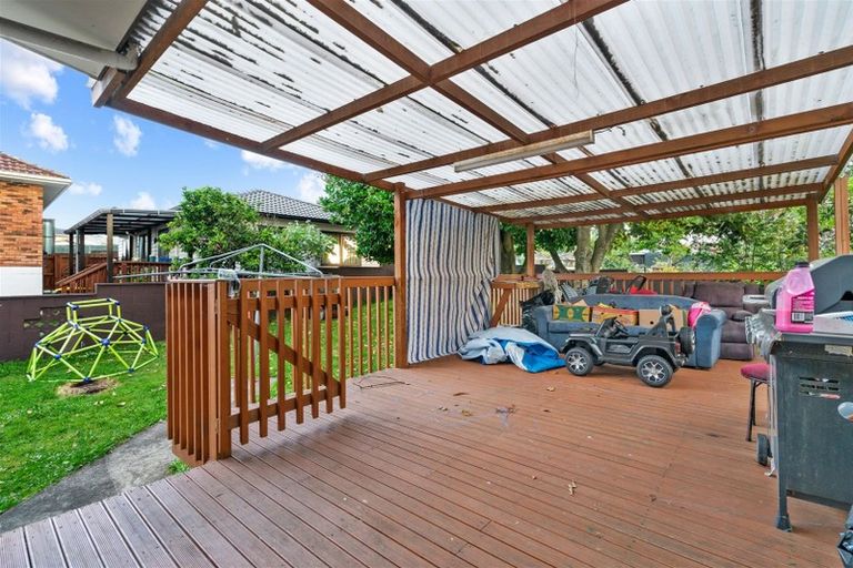 Photo of property in 5 Leeson Place, Mangere, Auckland, 2022