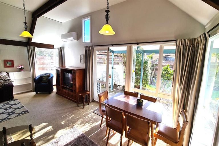 Photo of property in 4 Egmont Place, Bishopdale, Christchurch, 8051