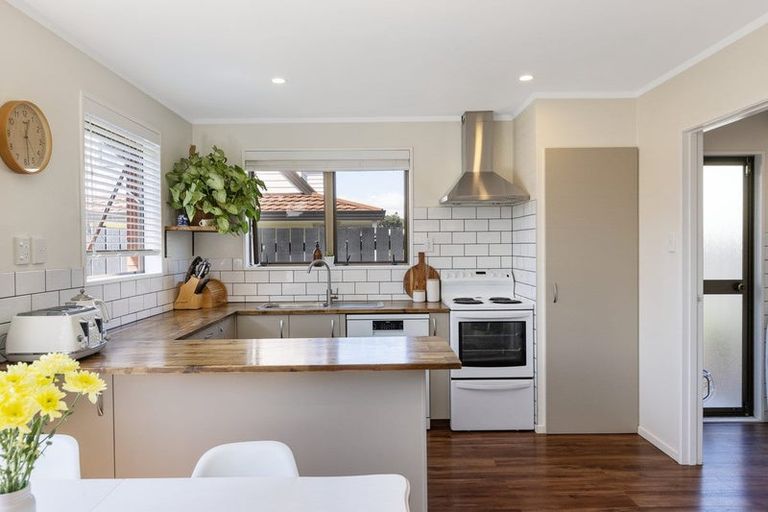 Photo of property in 2/419 Maunganui Road, Mount Maunganui, 3116