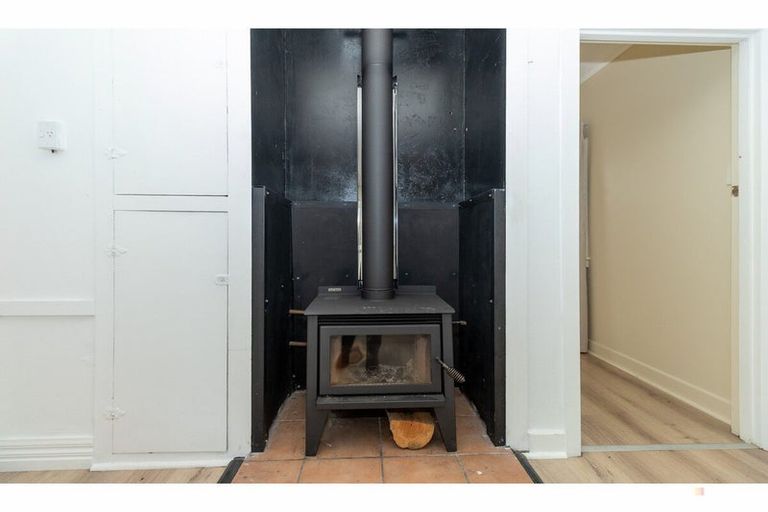 Photo of property in 29 South Terrace Road, Geraldine, 7930