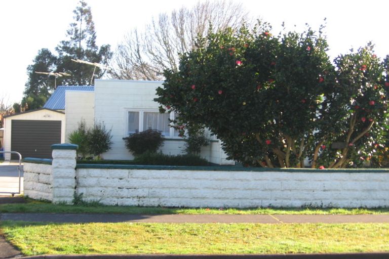Photo of property in 2/140 Old Wairoa Road, Papakura, 2110