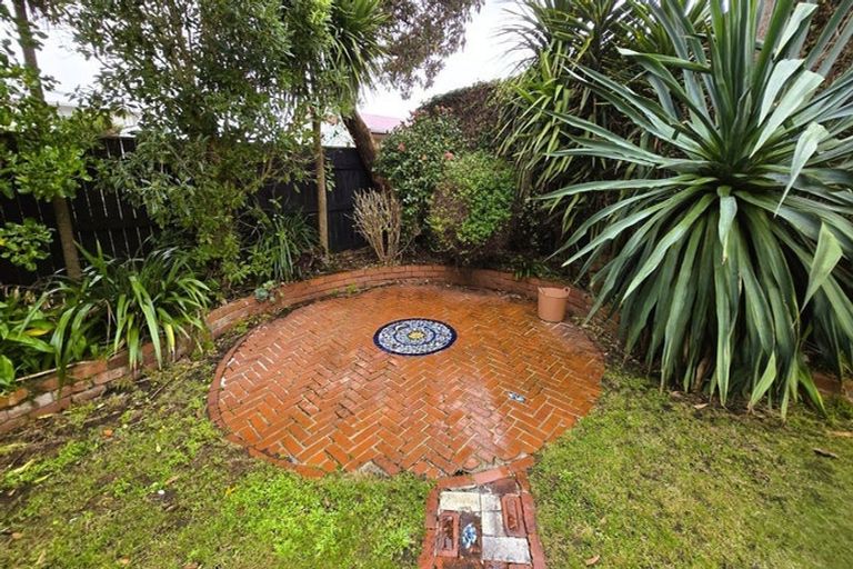 Photo of property in 26 Bay Street, Petone, Lower Hutt, 5012