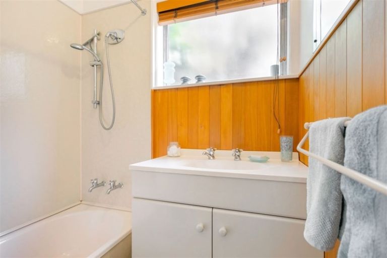 Photo of property in 169 Scenic Drive, Titirangi, Auckland, 0604