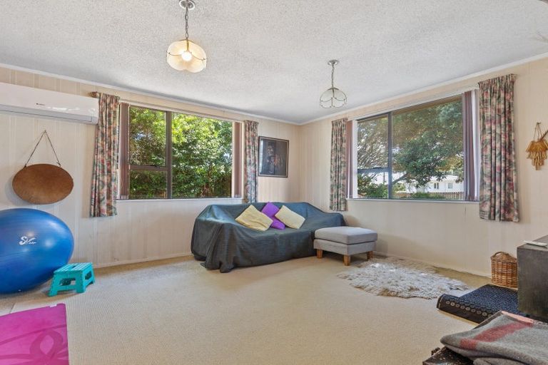 Photo of property in 39 Koromiko Street, Otaki Beach, Otaki, 5512