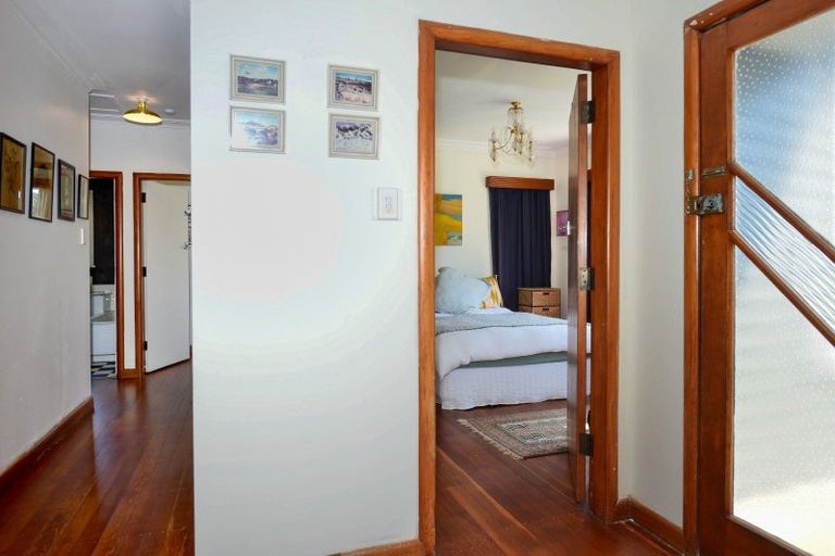 Photo of property in 11 Blue Bay Road, Mahia, 4198